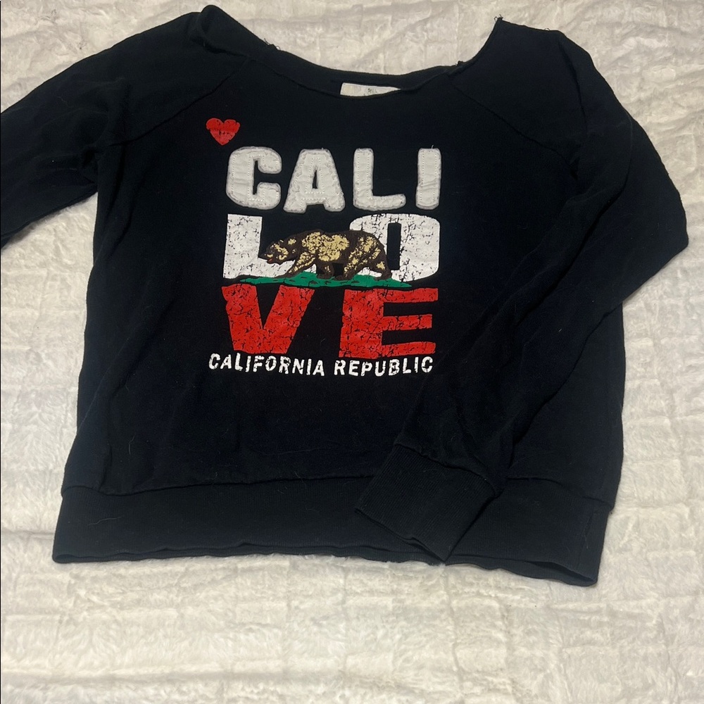California Republic Women’s Black Sweatshirt
